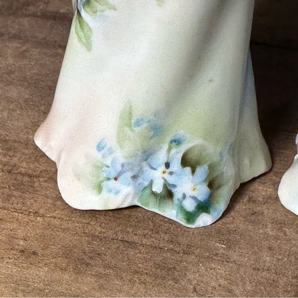 Rosenthal Versailles Salt and Pepper Shakers- Antique Porcelain - Picture 6 of 10